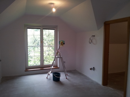 12. Airless nanášení barvy.jpg